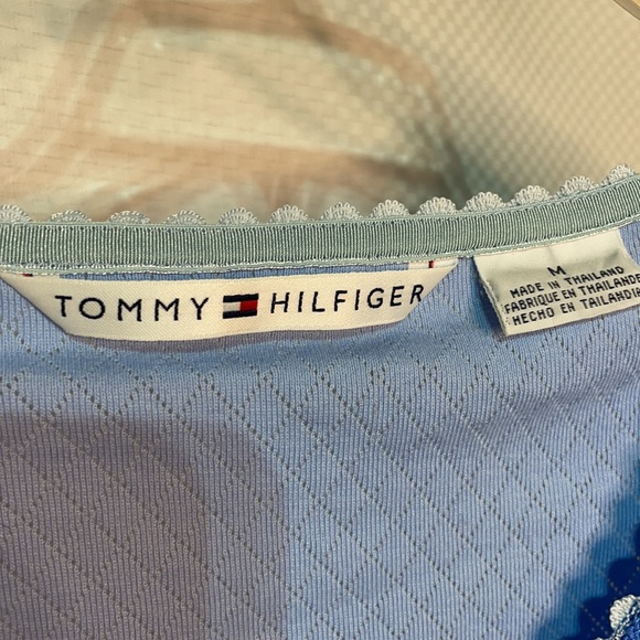 Tommy Hilfiger M baby blue t worn once - Picture 2 of 7